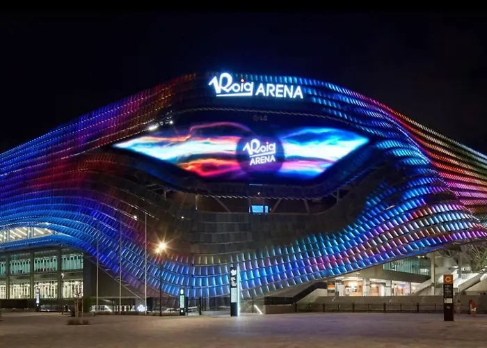 Roig Arena Garden N9 * Валенсия